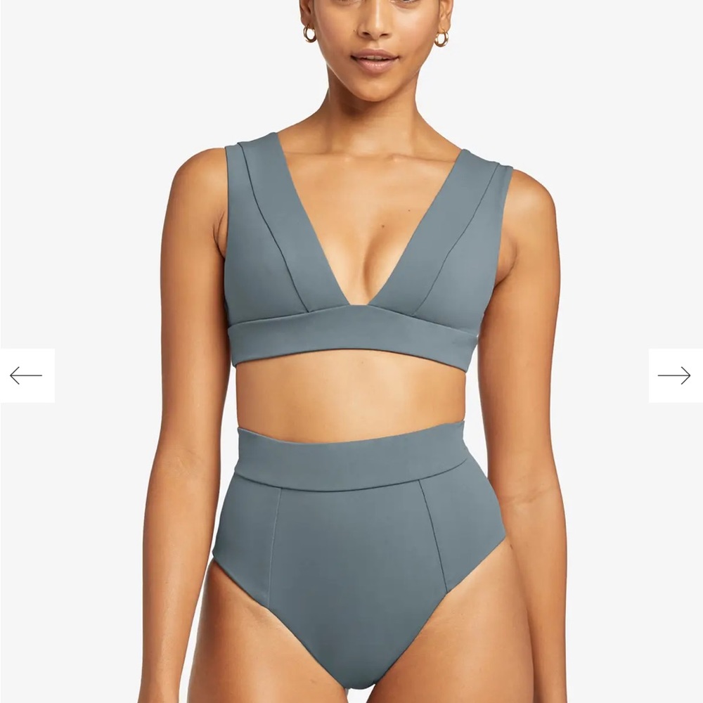 Vitamin A Enya bikini top NWT 10/L